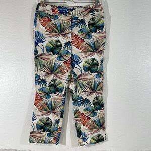 Chico's 0.5 Pants Size 6 Tropical Leaf Print Capri Crop Stretch Straight Leg